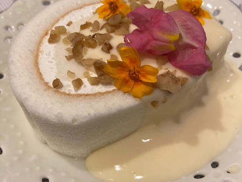 クリスマスに☆市販のロールケーキを簡単アレンジ♪